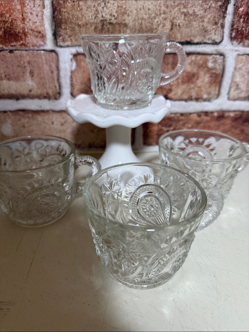 L.E.Smith pinwheel and stars pattern punch cups 4